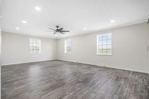 5427 Penns Chapel Road Bowling Green KY 42101