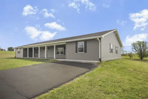 5427 Penns Chapel Road Bowling Green KY 42101