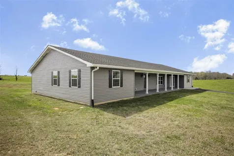 5427 Penns Chapel Road Bowling Green KY 42101