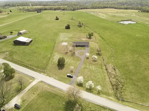 5427 Penns Chapel Road Bowling Green KY 42101