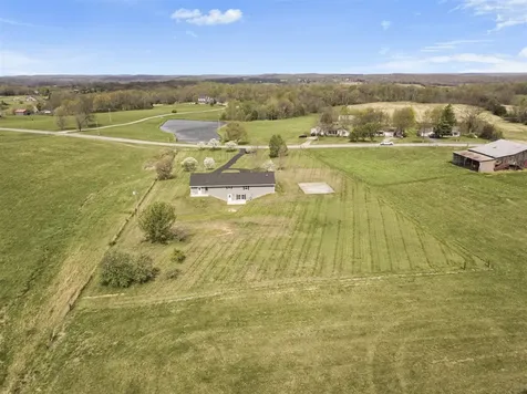 5427 Penns Chapel Road Bowling Green KY 42101