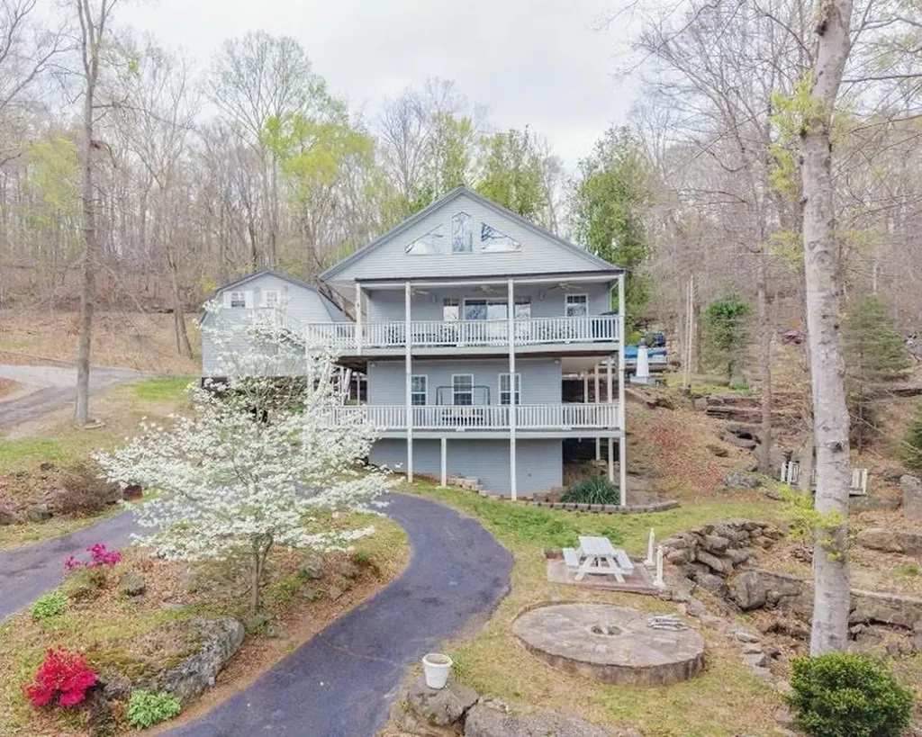 28 Shady Cliff Road Lewisburg KY 42256