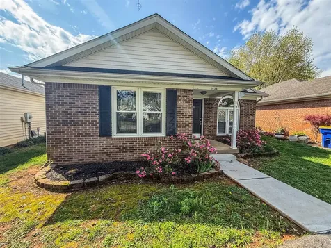 1635 Pleasant Way Bowling Green KY 42104