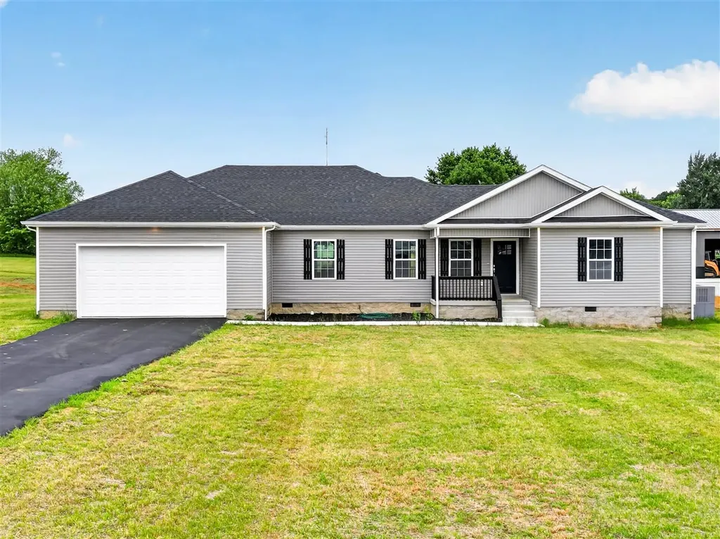 129 Windhaven Street Russellville KY 42276