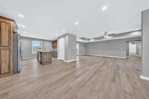 129 Windhaven Street Russellville KY 42276