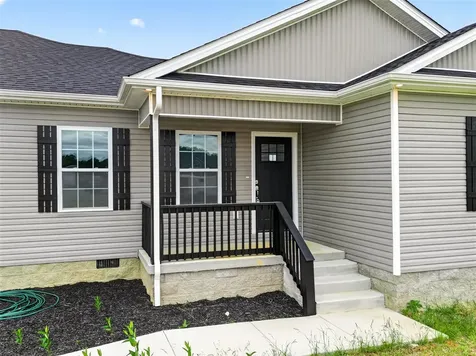 129 Windhaven Street Russellville KY 42276