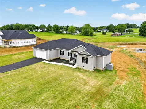 129 Windhaven Street Russellville KY 42276