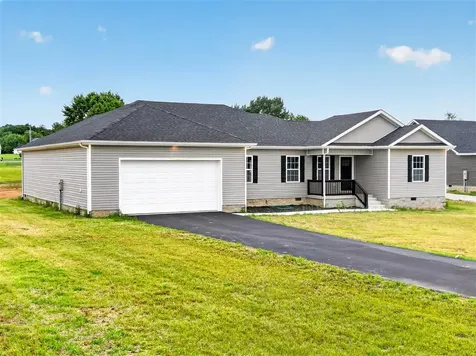 129 Windhaven Street Russellville KY 42276