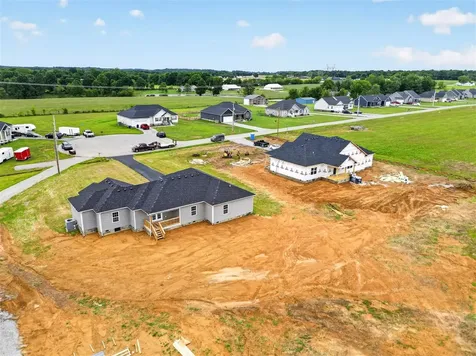 129 Windhaven Street Russellville KY 42276