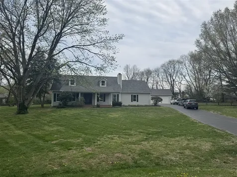 163 Shaker Mill Bend Road Bowling Green KY 42103