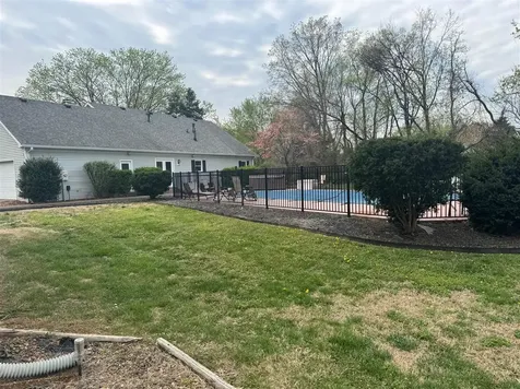 163 Shaker Mill Bend Road Bowling Green KY 42103