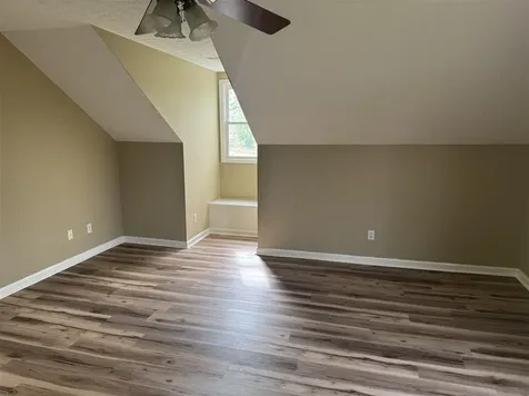 163 Shaker Mill Bend Road Bowling Green KY 42103