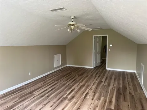 163 Shaker Mill Bend Road Bowling Green KY 42103