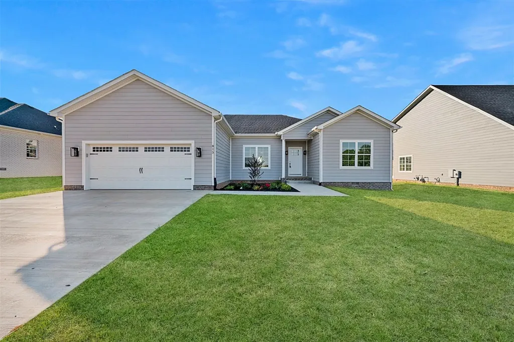 813 Denver Lane Bowling Green KY 42103