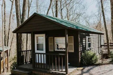 896 Wilderness Road Mammoth Cave KY 42259