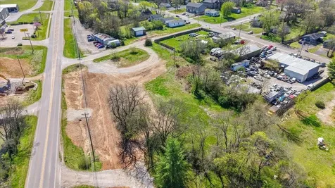 1519 Kentucky Highway 185 Bowling Green KY 42101