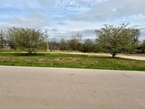 1519 Kentucky Highway 185 Bowling Green KY 42101