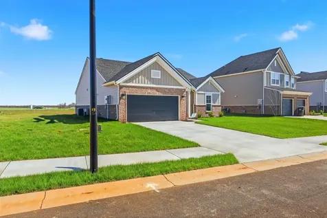 10928 Chickasaw Court Bowling Green KY 42101