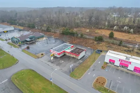 51 Madison Square Drive Madisonville KY 42431