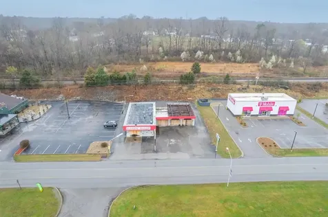 51 Madison Square Drive Madisonville KY 42431