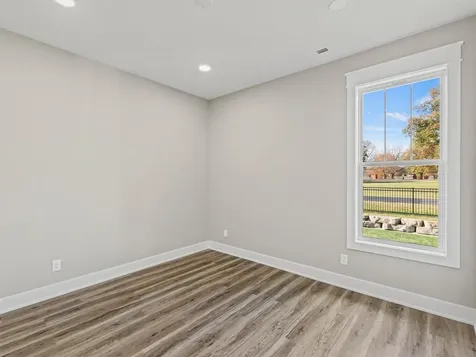 5572 Park Haven Bend Owensboro KY 42303