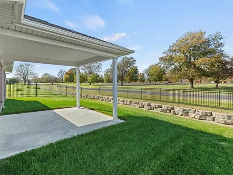 5572 Park Haven Bend Owensboro KY 42303
