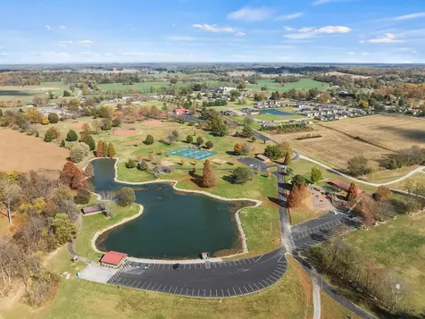 5572 Park Haven Bend Owensboro KY 42303