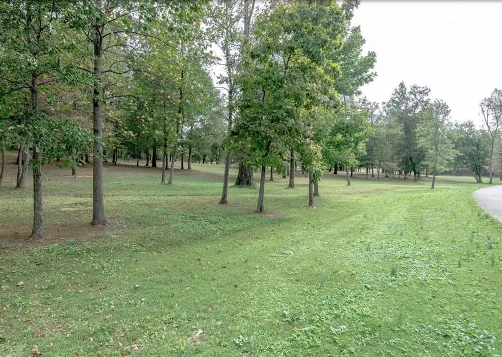 8 Parkview Circle Calhoun KY 42327