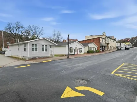 150 Main Cross Street Hawesville KY 42348