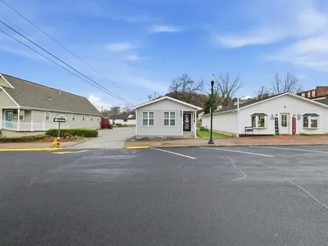 150 Main Cross Street Hawesville KY 42348