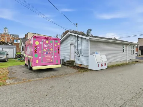 150 Main Cross Street Hawesville KY 42348