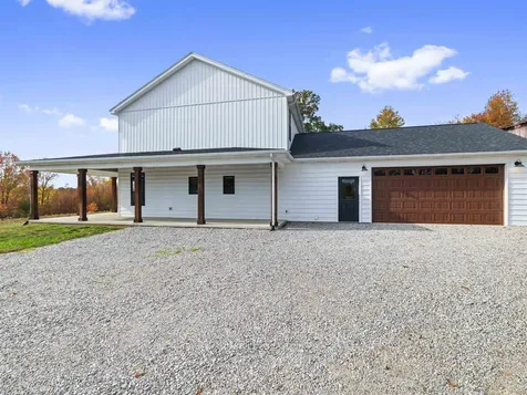 9945 Highway 951 Philpot KY 42366