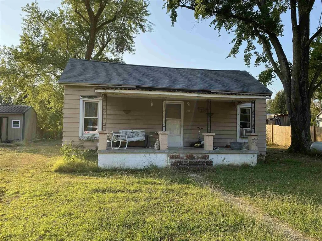 235 Railroad Street Island KY 42350