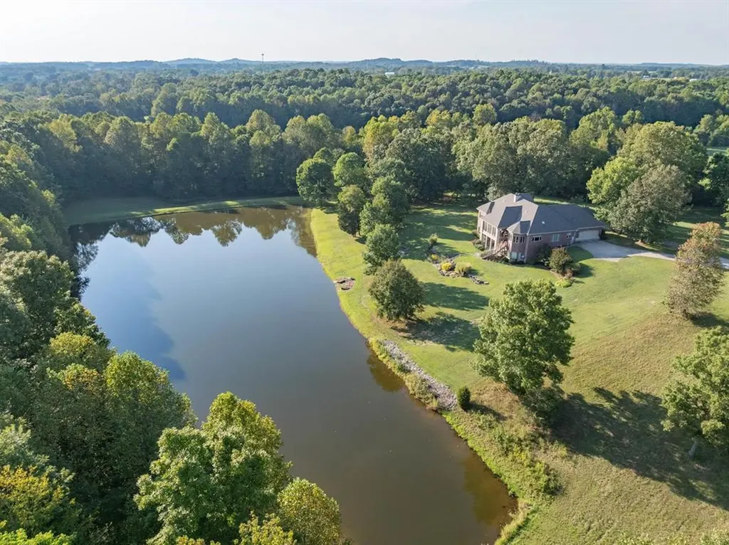6130 State Route 54 W Whitesville KY 42378