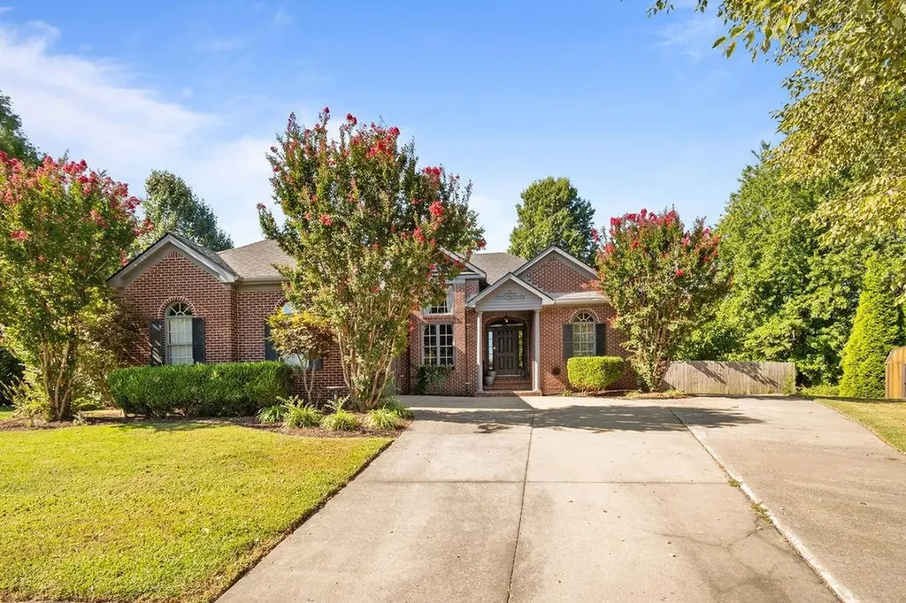 4118 Goose Lake Cove Owensboro KY 42303