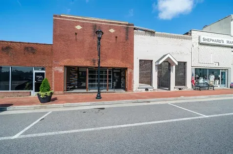 218 N Main Street Beaver Dam KY 42320