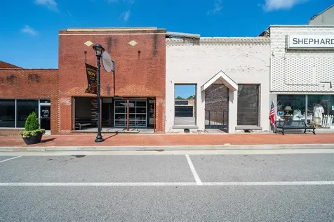 218 N Main Street Beaver Dam KY 42320