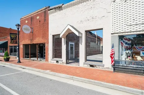 218 N Main Street Beaver Dam KY 42320