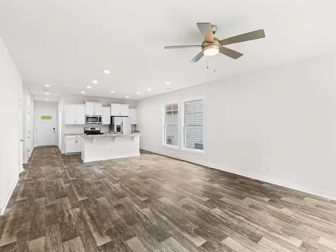 6323 Valley Brook Trace Utica KY 42376