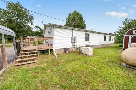 320 S 1st Street #I Island KY 42350