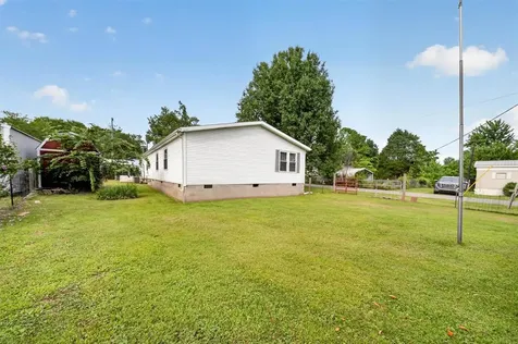 320 S 1st Street #I Island KY 42350