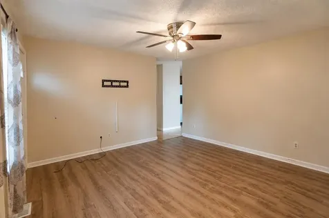 185 N Dove Loop Owensboro KY 42301
