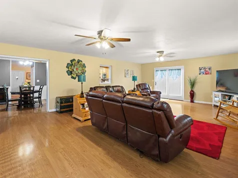 110 Faith Ann Street Hawesville KY 42348