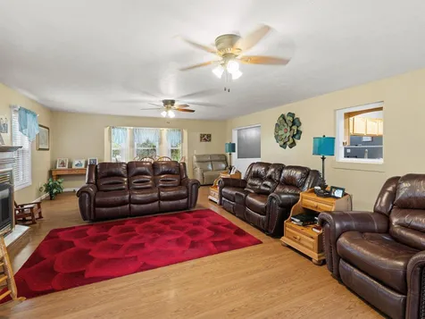 110 Faith Ann Street Hawesville KY 42348