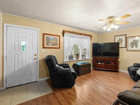 110 Faith Ann Street Hawesville KY 42348