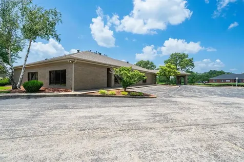 2815-2835 Farrell Crescent Owensboro KY 42303