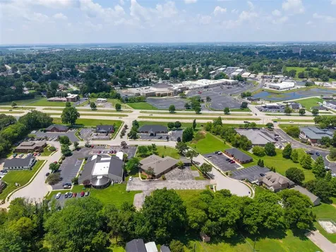 2815-2835 Farrell Crescent Owensboro KY 42303