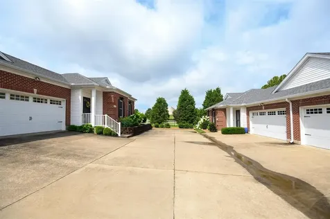 3962 Brookside Court Owensboro KY 42303