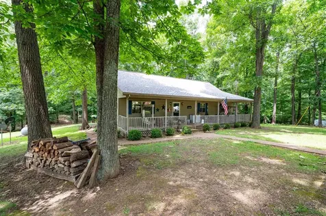 3016 Moseley Road Utica KY 42376