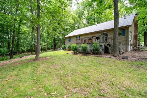 3016 Moseley Road Utica KY 42376